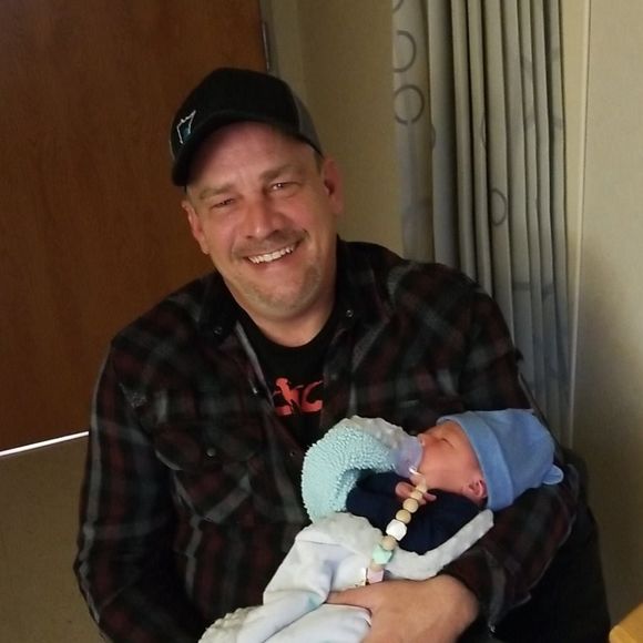 Meet your Posher, Chad - Picture 1 of 1